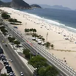 Ape De Praia Alma Lavada Leme Rio De Janeiro